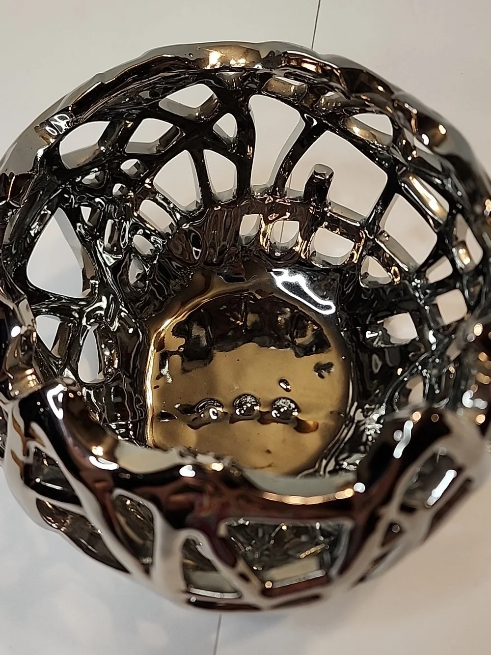 Modern Openwork Decorative  Ceramic Bowl - Shiny Silver TWIG DESIGN No Chips